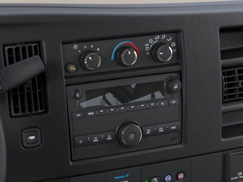 2025 GMC Savana Cargo Work Van - Photo 20