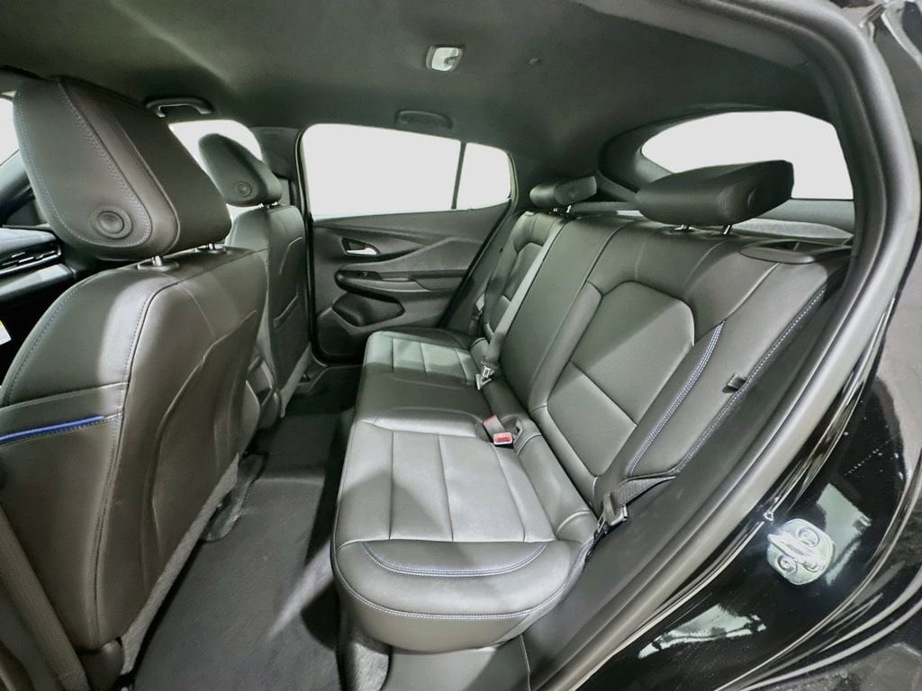 2026 Buick Envista Sport Touring - Photo 24