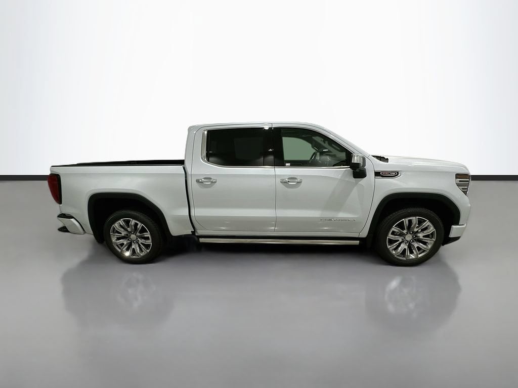 2026 GMC Sierra 1500 Denali - Photo 8