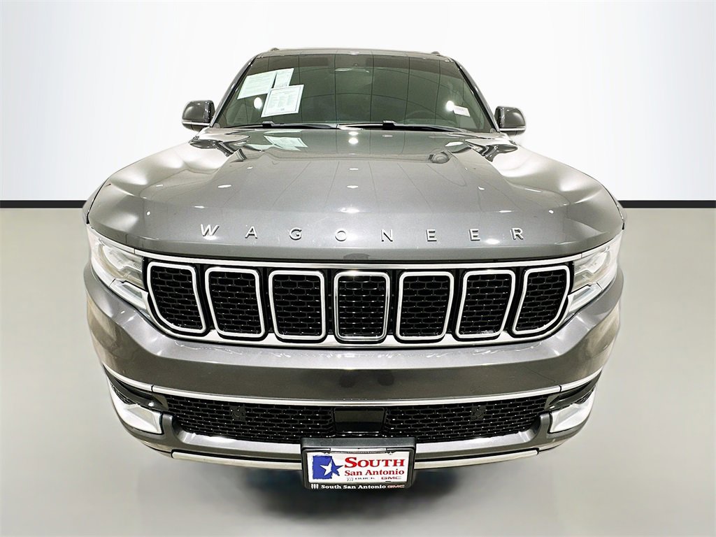 2022 Jeep Wagoneer Series II photo 2