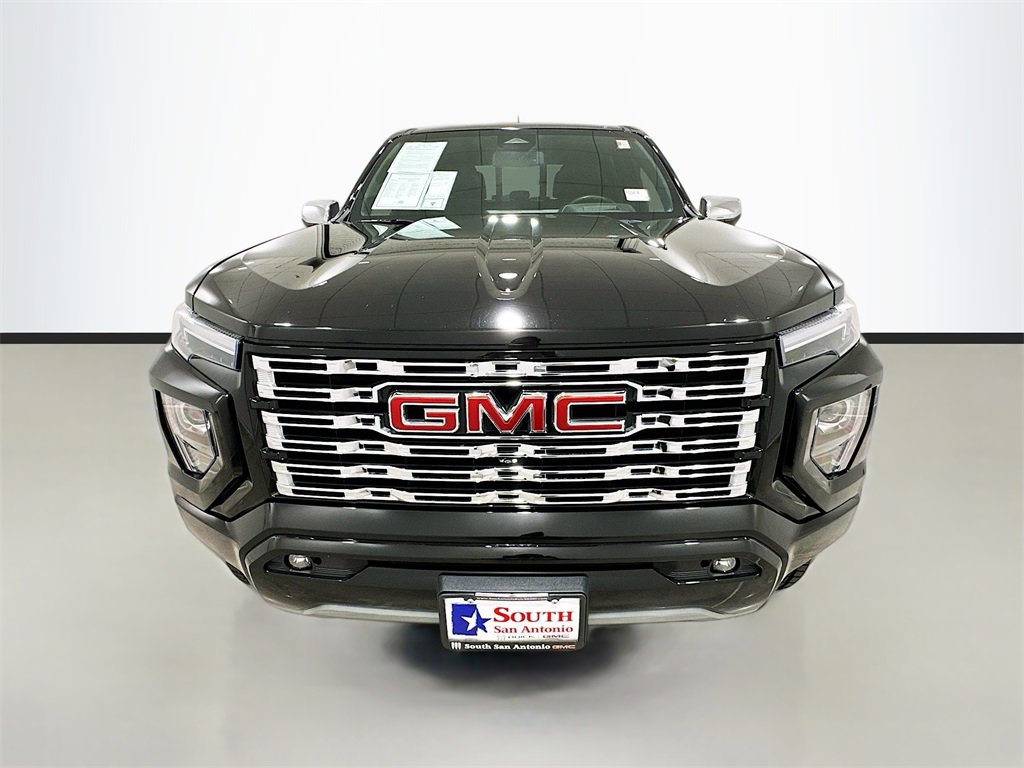 2023 Gmc Canyon Denali photo 2