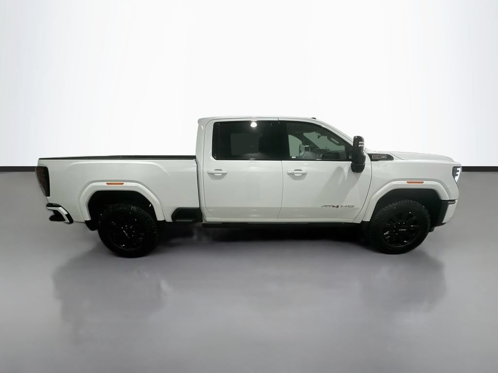 2026 GMC Sierra 2500HD AT4 - Photo 8