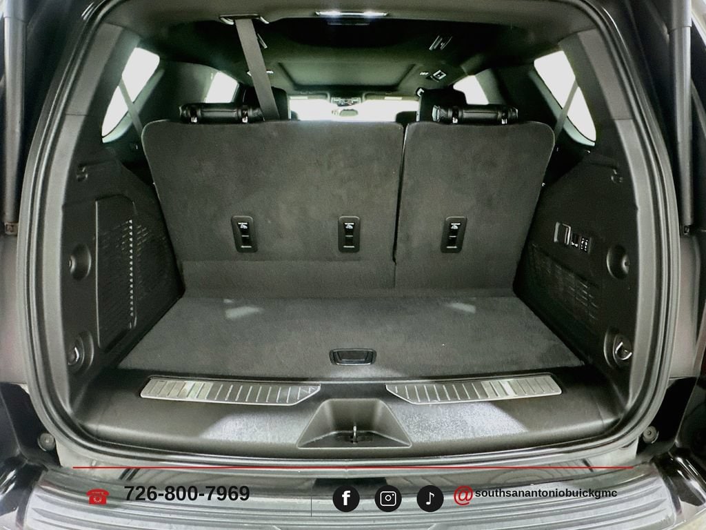 2024 GMC Yukon Denali - Photo 27