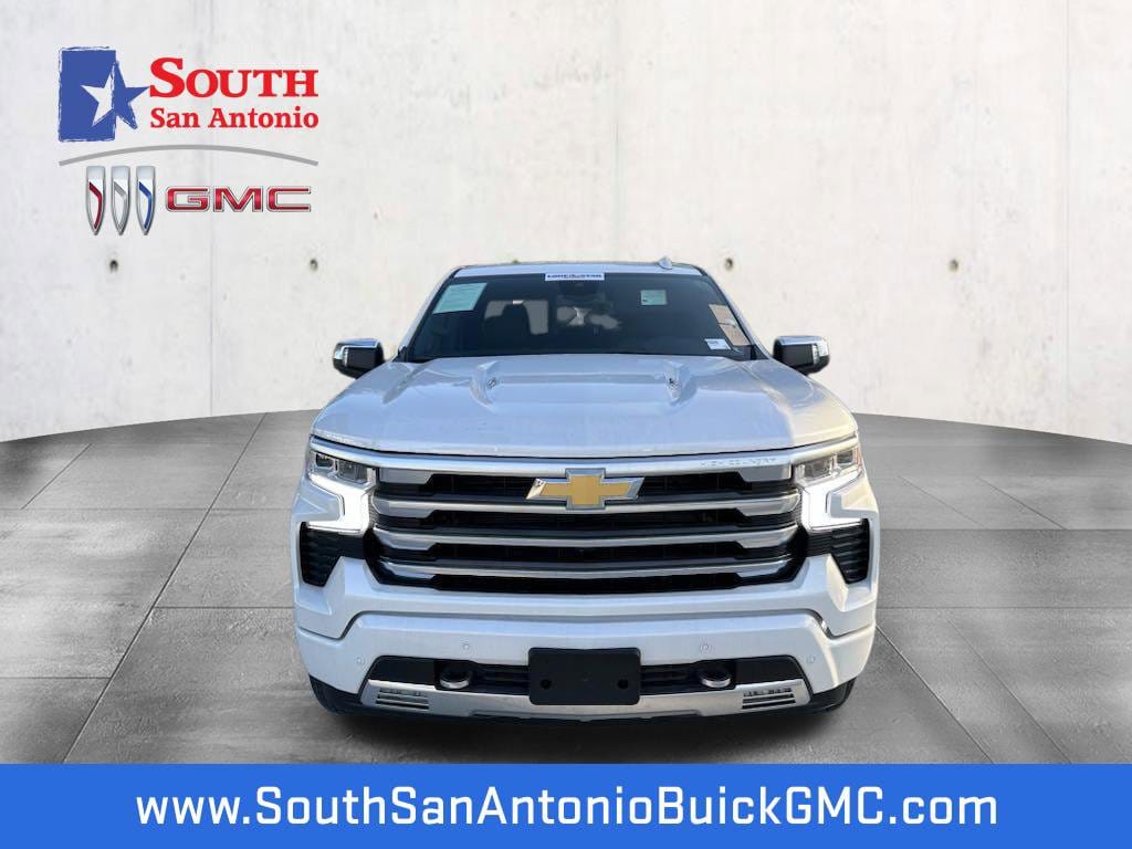 Used 2024 Chevrolet Silverado 1500 High Country with VIN 1GCUDJEL4RZ229515 for sale in San Antonio, TX