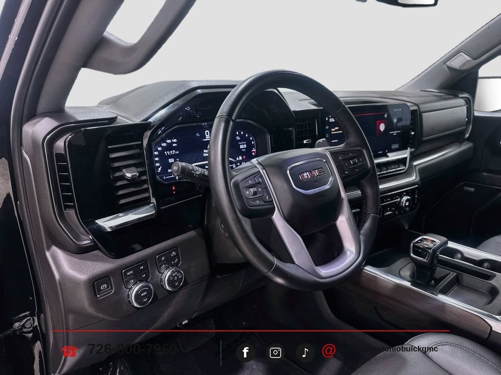 2024 GMC Sierra 1500 SLT - Photo 10