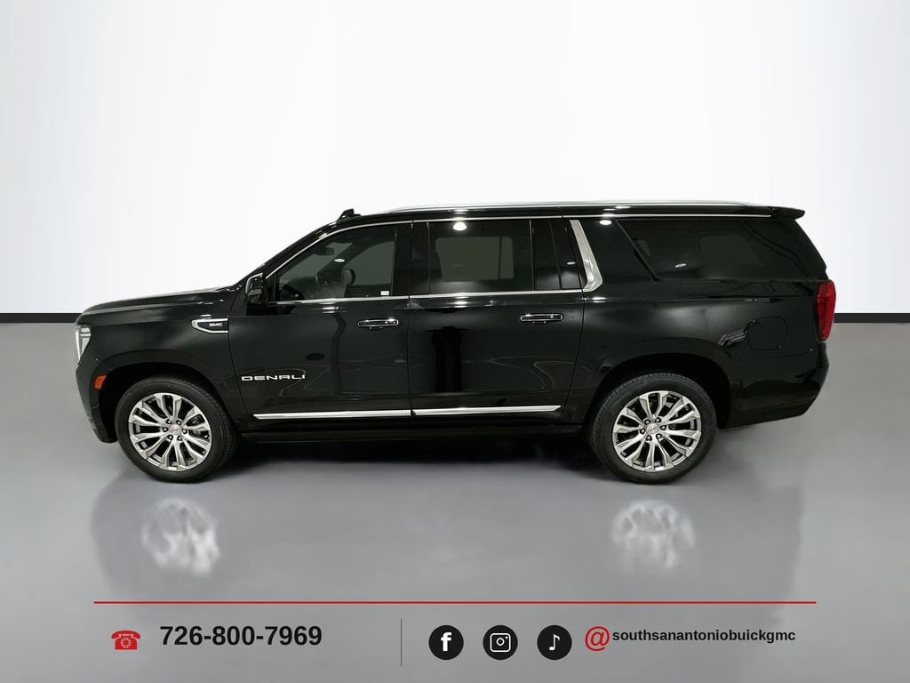 2023 GMC Yukon XL Denali - Photo 3