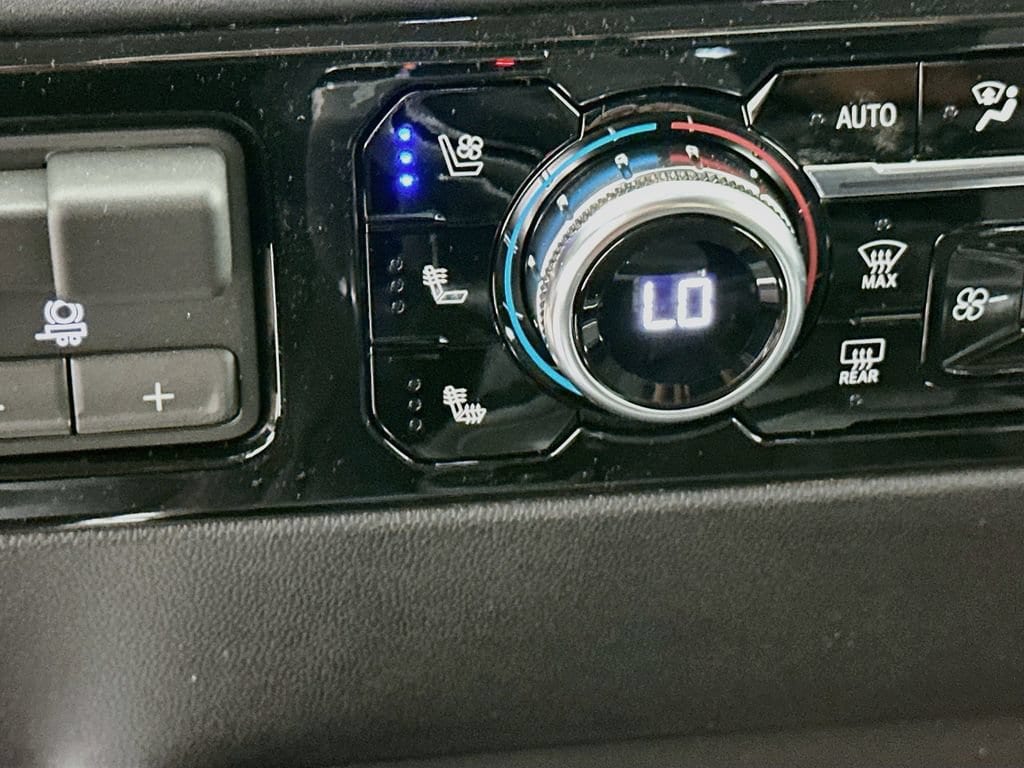 2026 GMC Sierra 1500 SLT - Photo 21