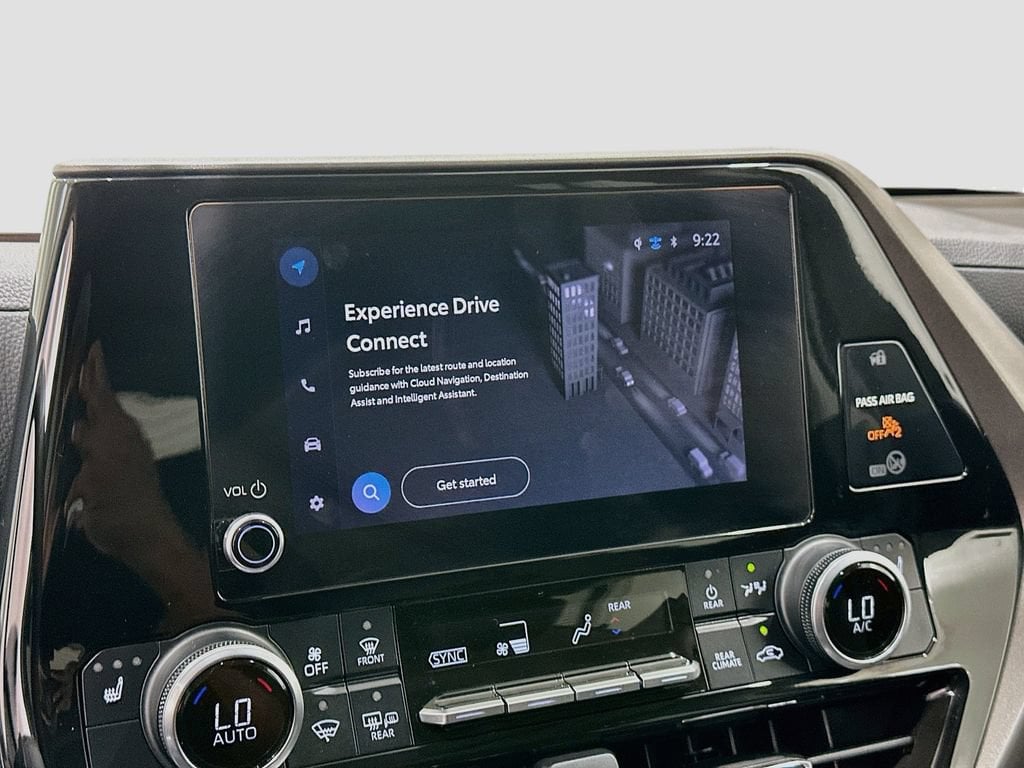 2024 Toyota Highlander XLE - Photo 14