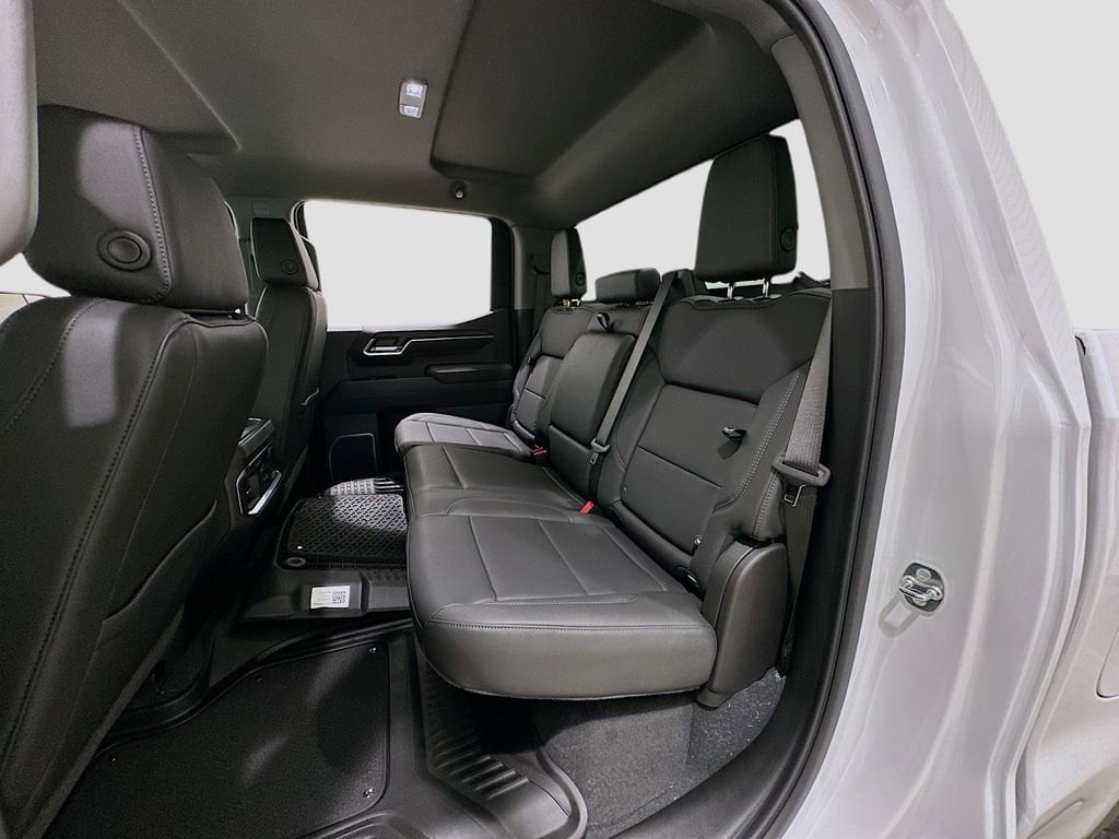 2026 GMC Sierra 1500 SLT - Photo 25
