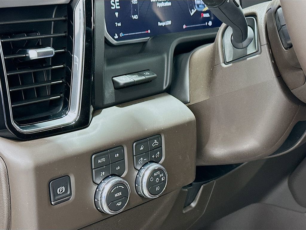 2026 GMC Sierra 2500HD Denali - Photo 10