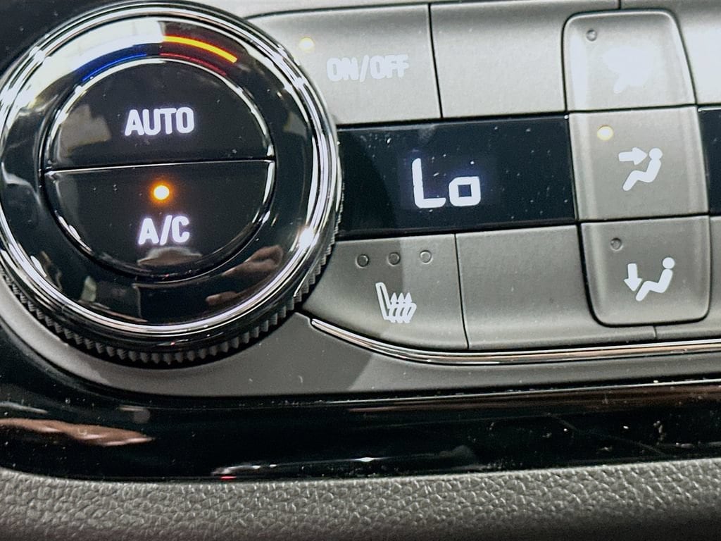 2026 Buick Envista Sport Touring - Photo 21