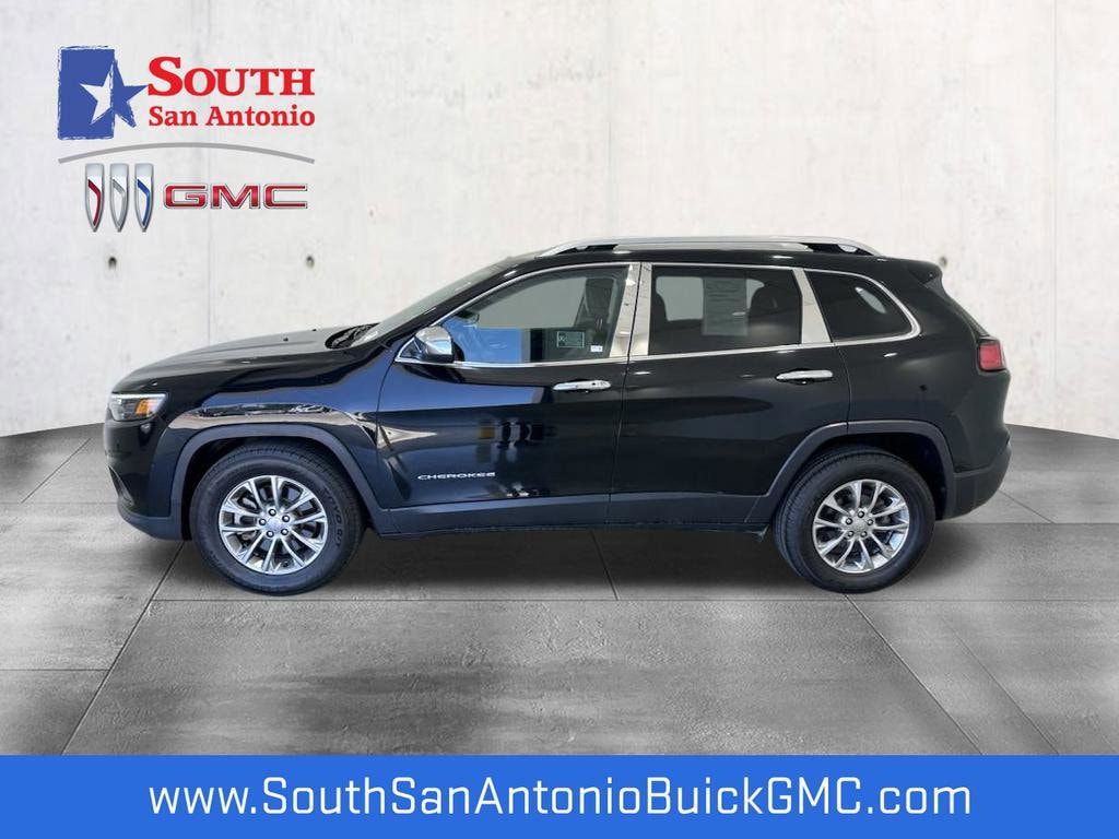 Used 2019 Jeep Cherokee Latitude Plus with VIN 1C4PJLLB5KD226301 for sale in San Antonio, TX