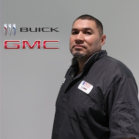 Staff member Raul Gonzalez from ID_7ba93f1f61e1