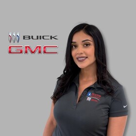 Staff member Susana Otero from ID_35929a0a0de9