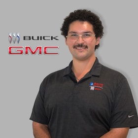 Staff member Azael Garza from ID_35929a0a0de9