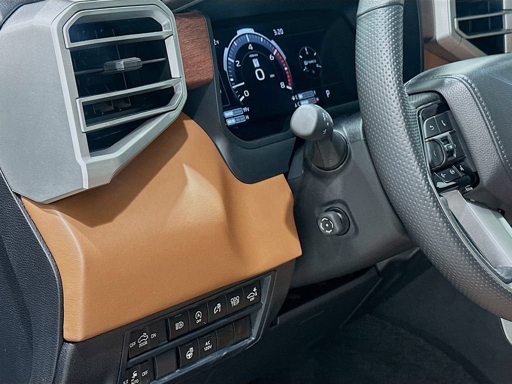2025 Toyota Tundra 1794 Edition - Photo 10