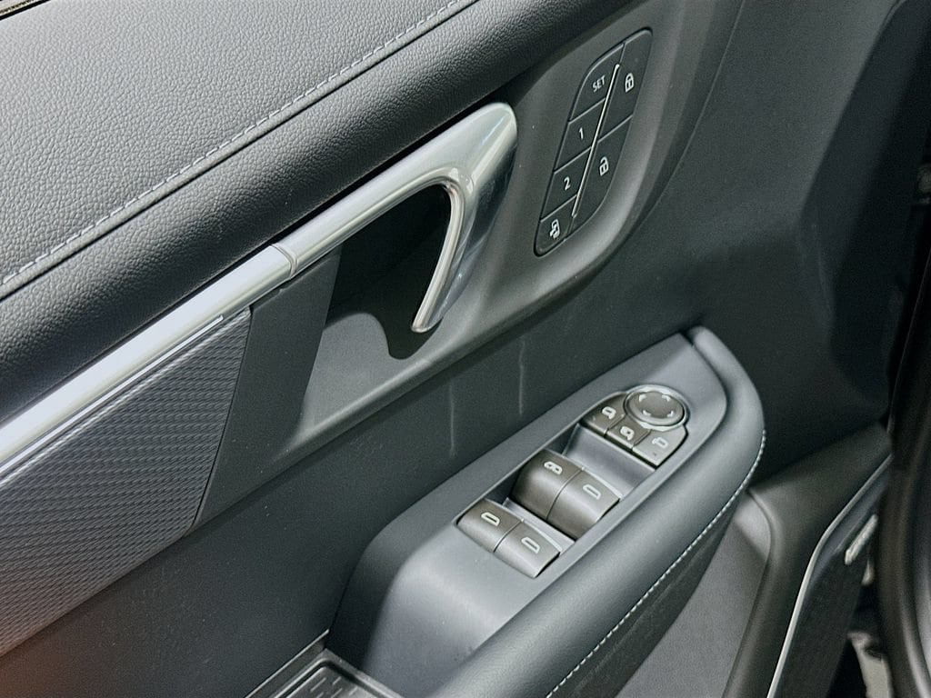 2026 Buick Enclave Sport Touring - Photo 18
