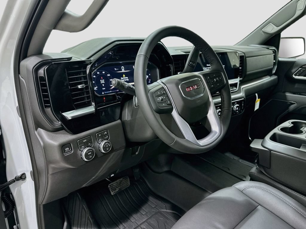 2026 GMC Sierra 1500 SLT - Photo 9