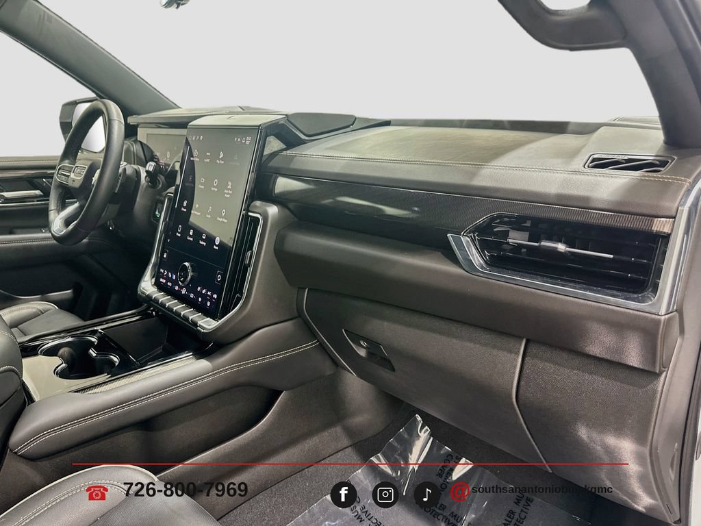 2025 GMC Yukon XL Elevation - Photo 31