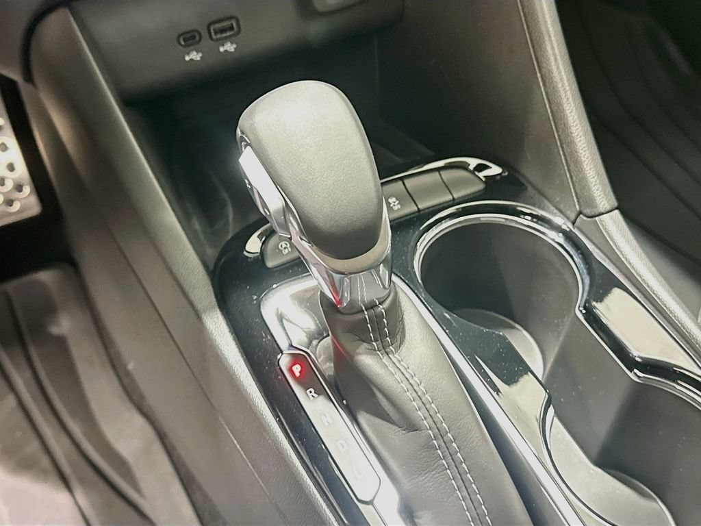 2026 Buick Encore GX Sport Touring - Photo 18