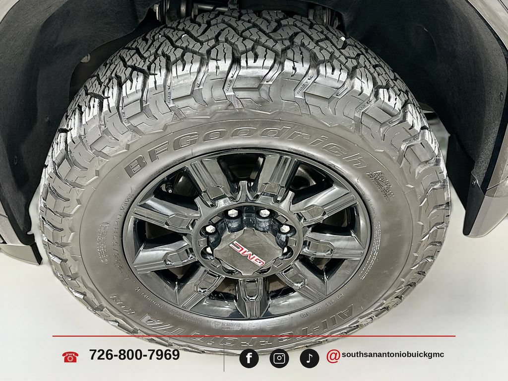 2024 GMC Sierra 2500HD AT4 - Photo 34
