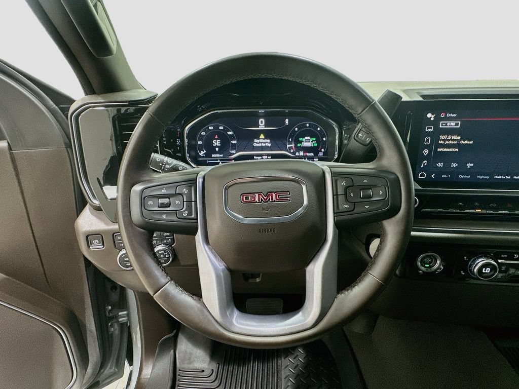2024 GMC Sierra 1500 SLT - Photo 11