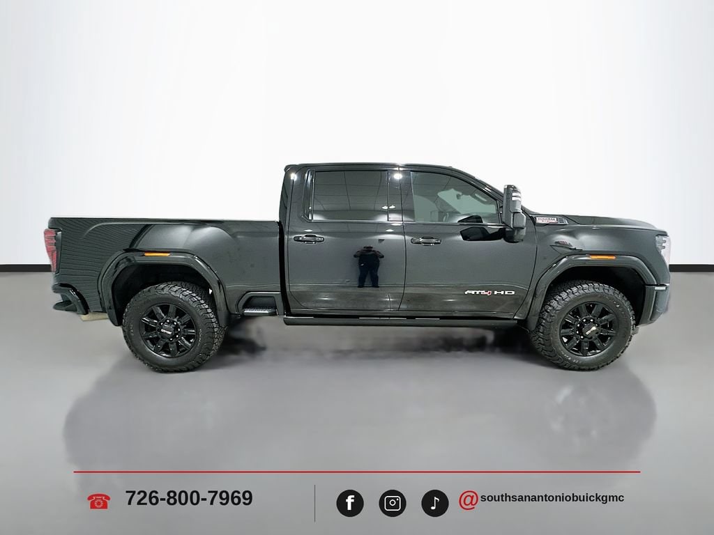 2024 GMC Sierra 2500HD AT4 - Photo 9