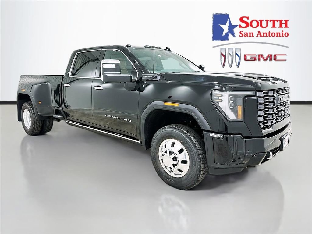 2026 GMC Sierra 4WD Crew Cab LB DRW Denali Ultimate's photo