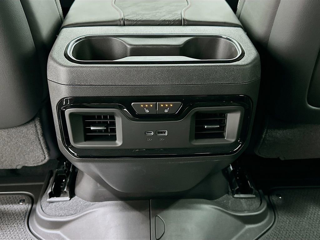 2026 GMC Sierra 1500 AT4X - Photo 27