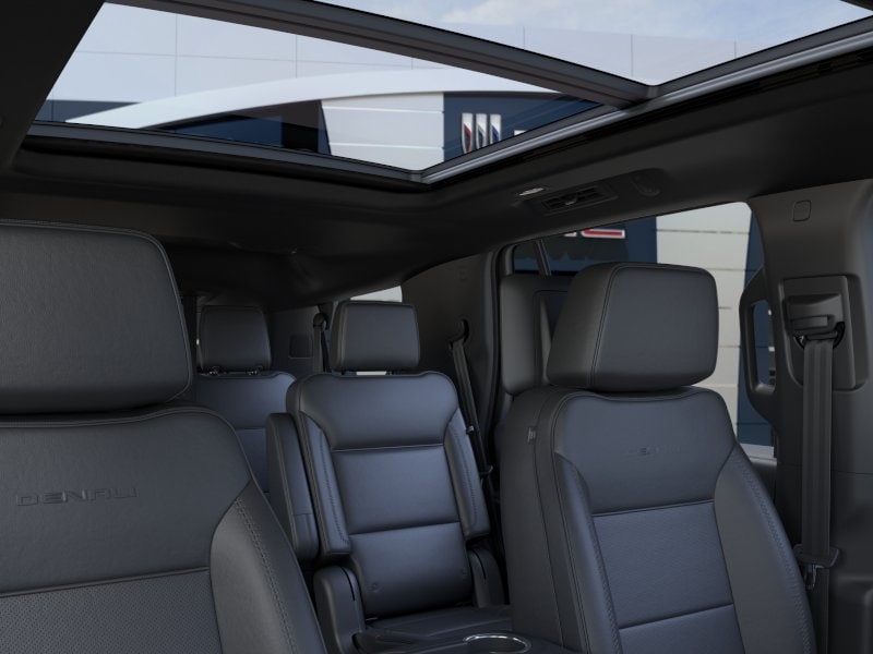 2026 GMC Yukon Denali - Photo 24