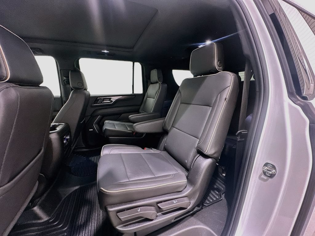 2025 GMC Yukon XL Elevation - Photo 25