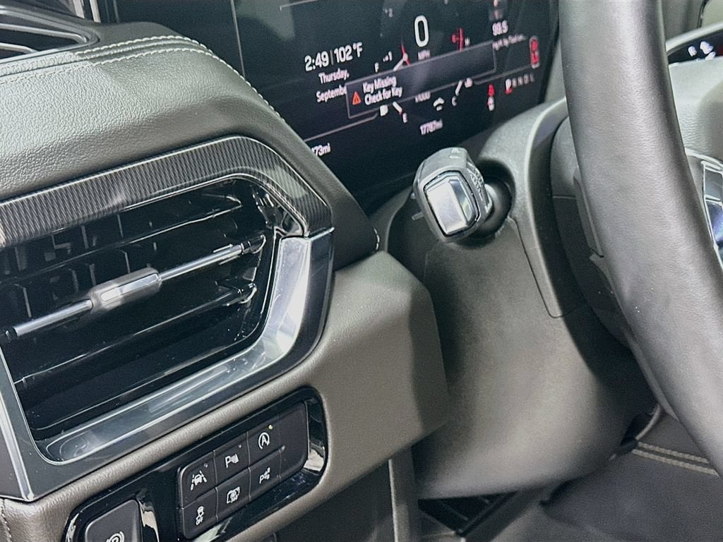 2025 GMC Yukon XL Elevation - Photo 10