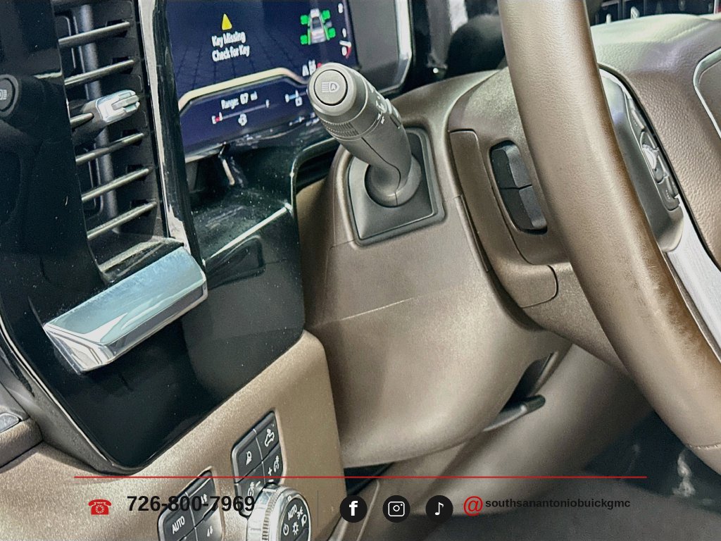 2024 GMC Sierra 1500 SLT - Photo 11