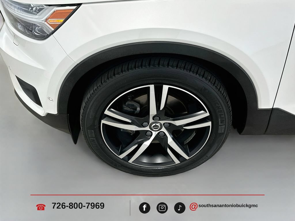 2022 Volvo XC40 R-Design - Photo 30