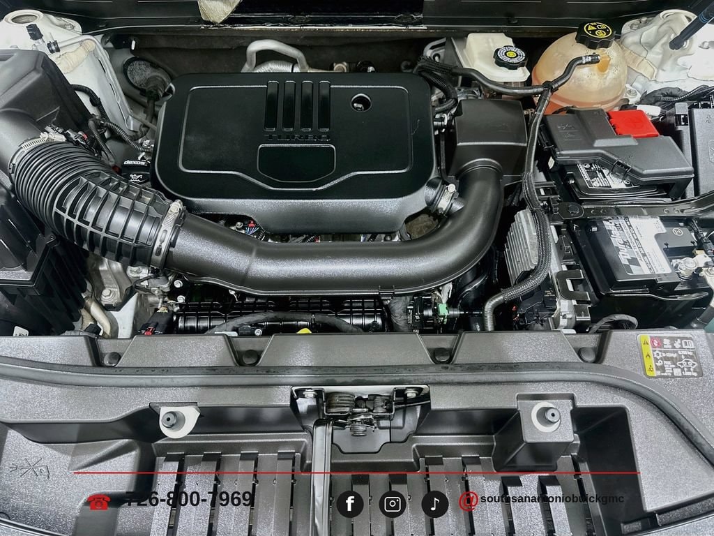 2023 GMC Acadia SLT - Photo 28