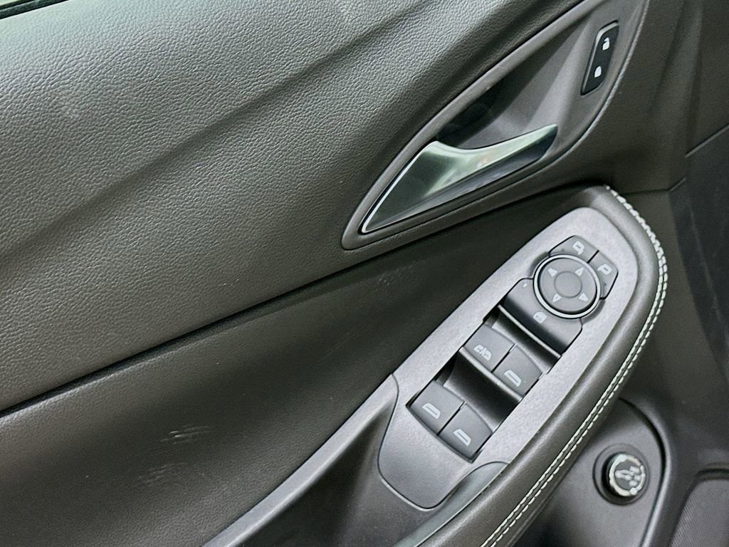 2026 Buick Encore GX Sport Touring - Photo 19