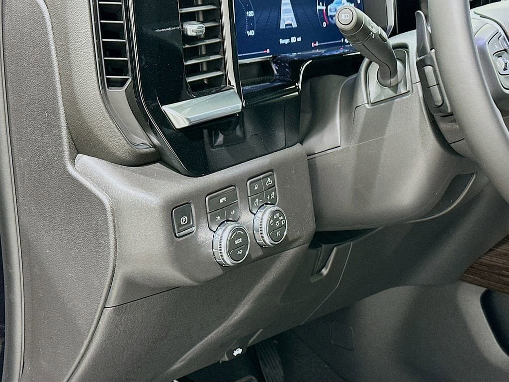 2026 GMC Sierra 1500 Elevation - Photo 10