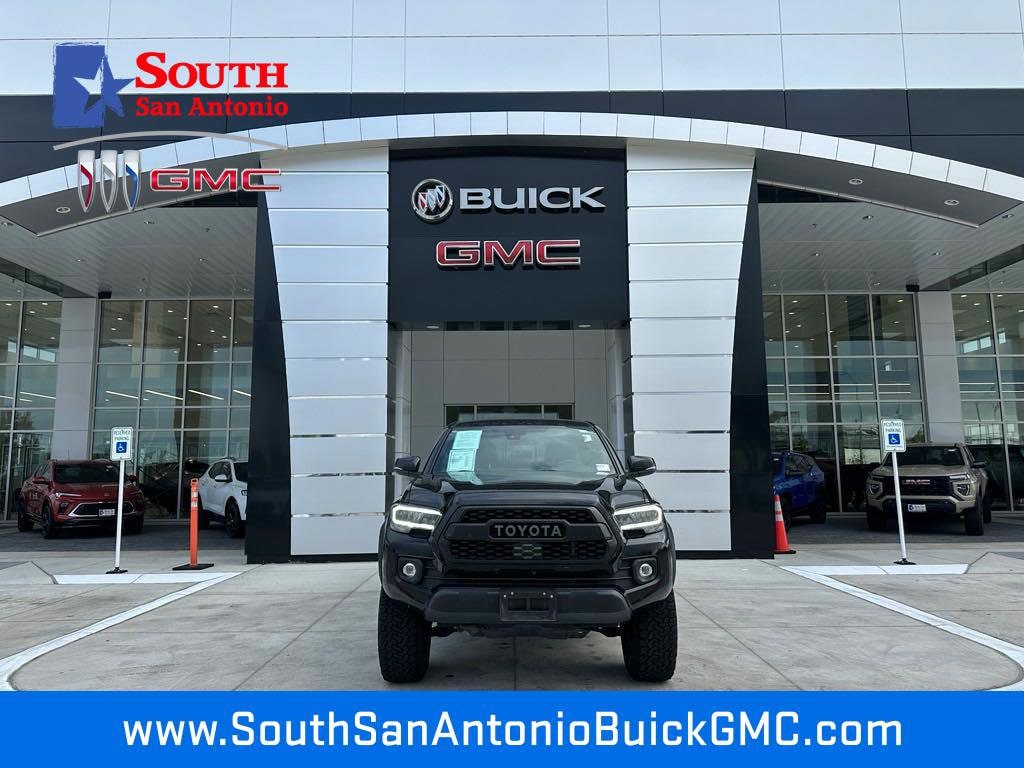 Used 2022 Toyota Tacoma TRD Off Road with VIN 3TMCZ5AN0NM504725 for sale in San Antonio, TX