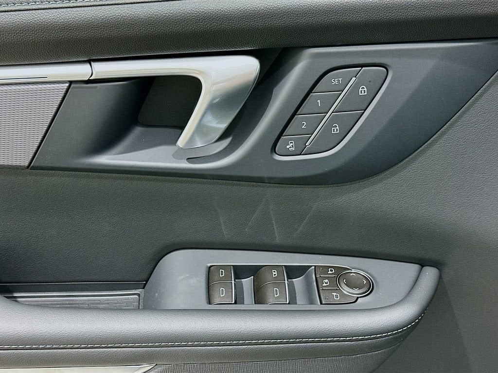2026 Buick Enclave Sport Touring - Photo 18
