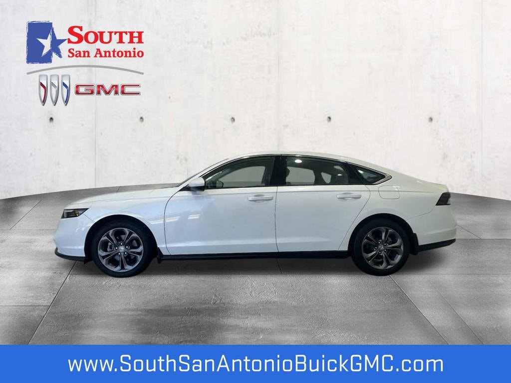 Used 2023 Honda Accord EX with VIN 1HGCY1F33PA015580 for sale in San Antonio, TX