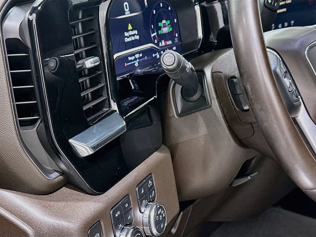 2024 GMC Sierra 1500 SLT - Photo 10