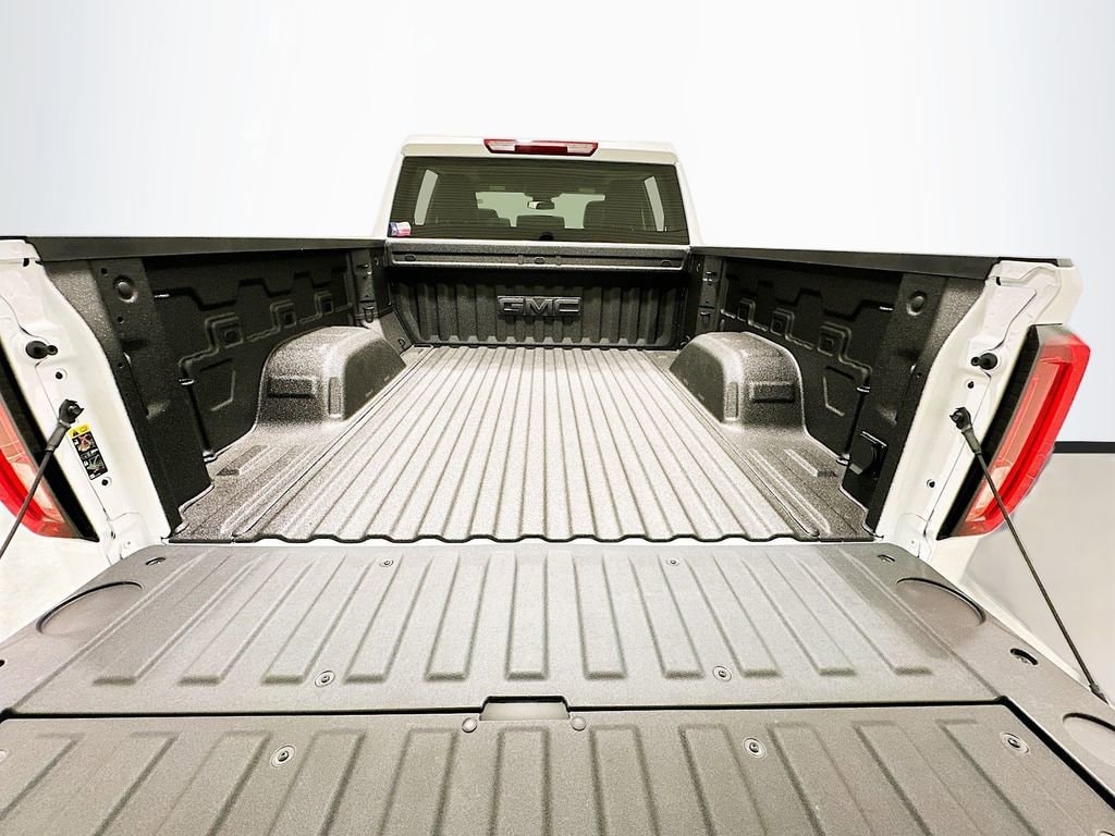 2026 GMC Sierra 1500 SLT - Photo 27
