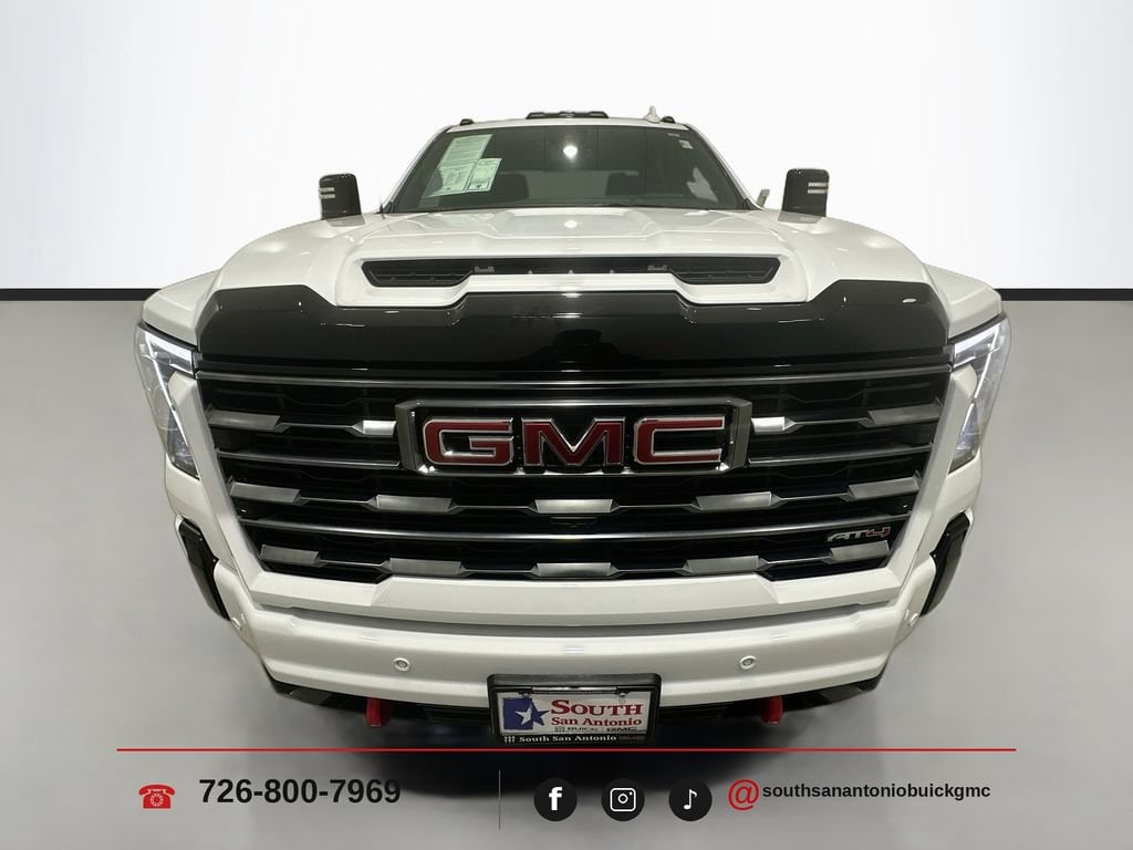 2026 GMC Sierra 2500HD AT4 - Photo 2