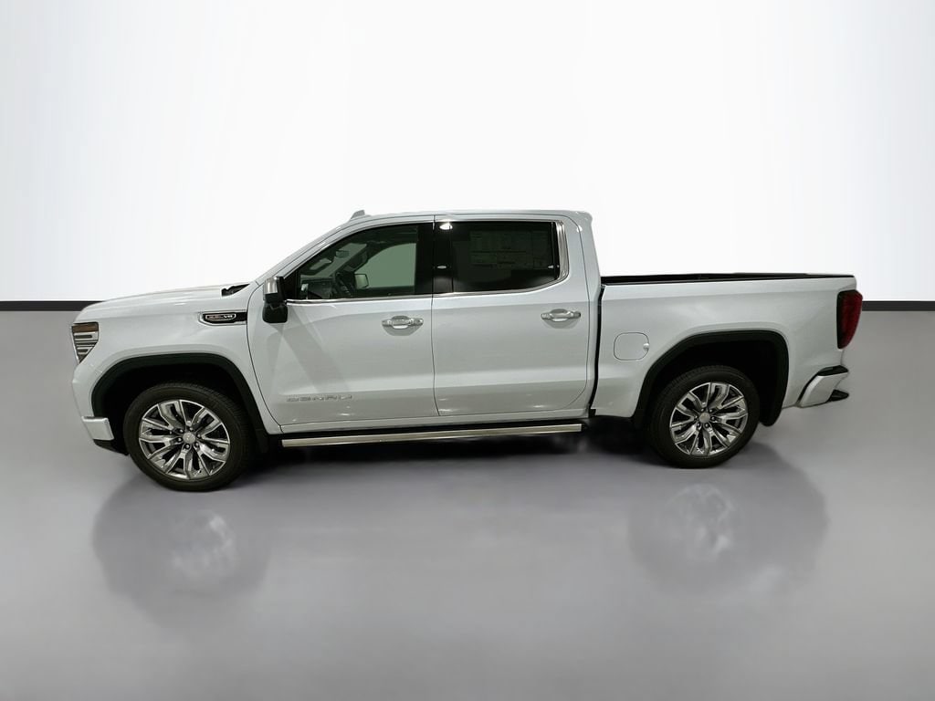 2026 GMC Sierra 1500 Denali - Photo 4