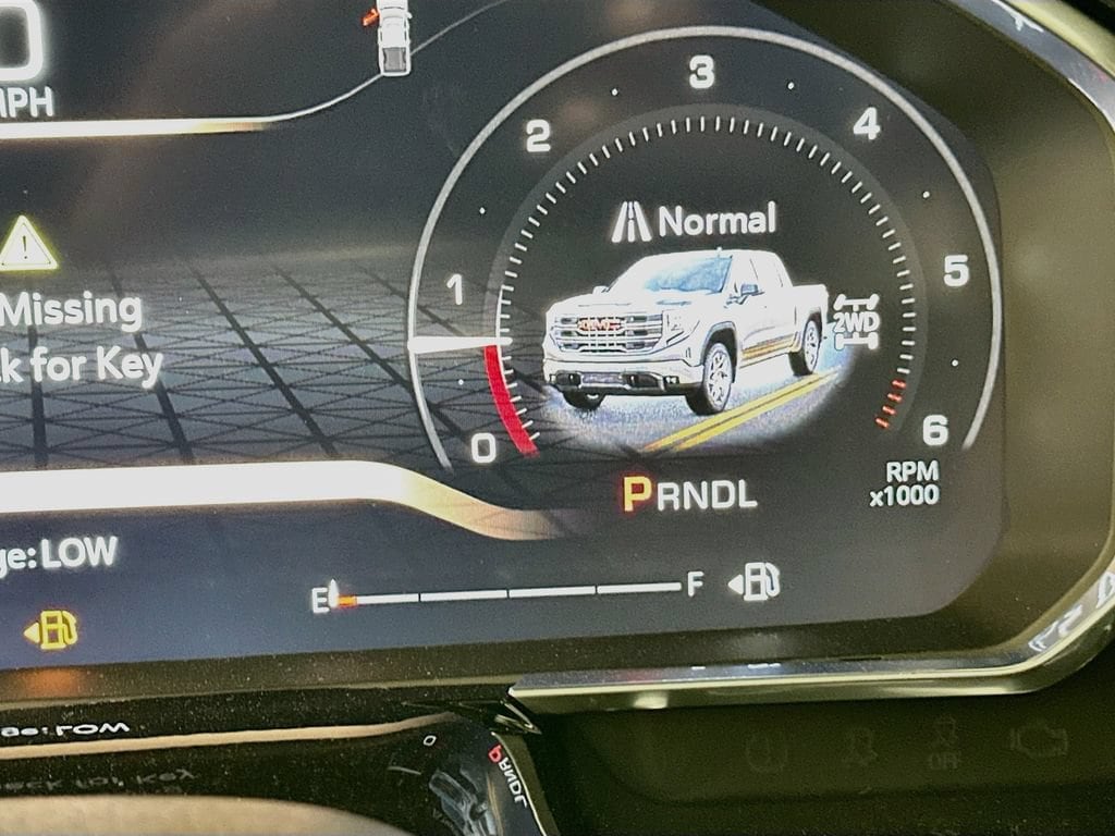 2026 GMC Sierra 1500 SLE - Photo 16
