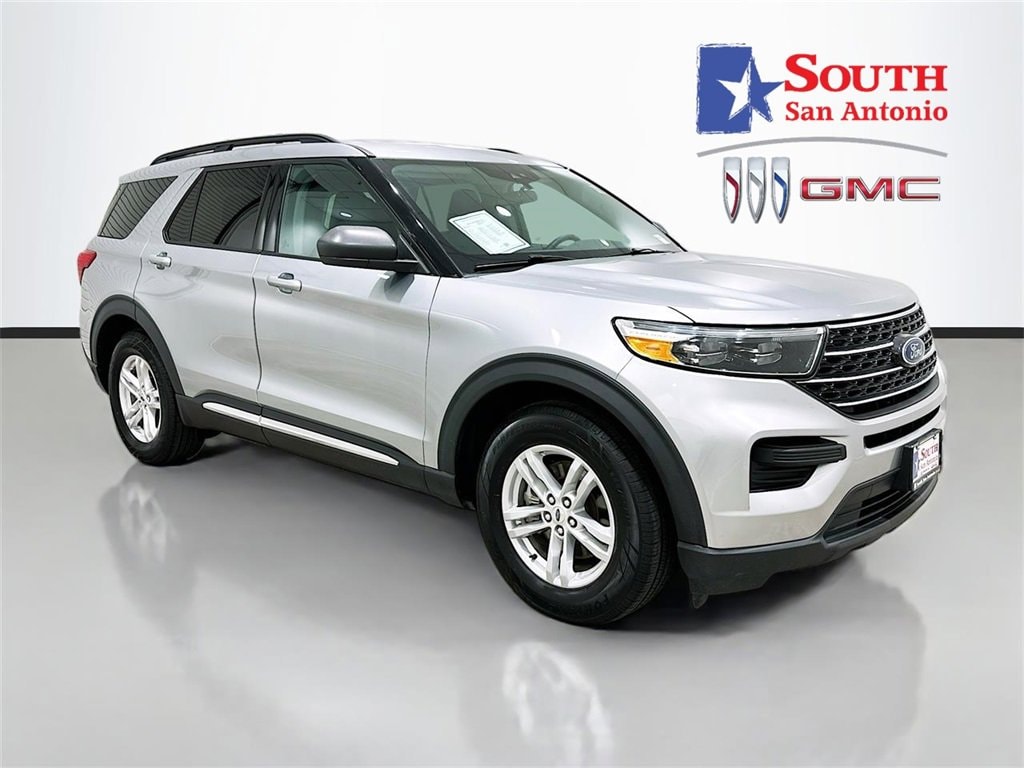 2024 Ford Explorer XLT's photo