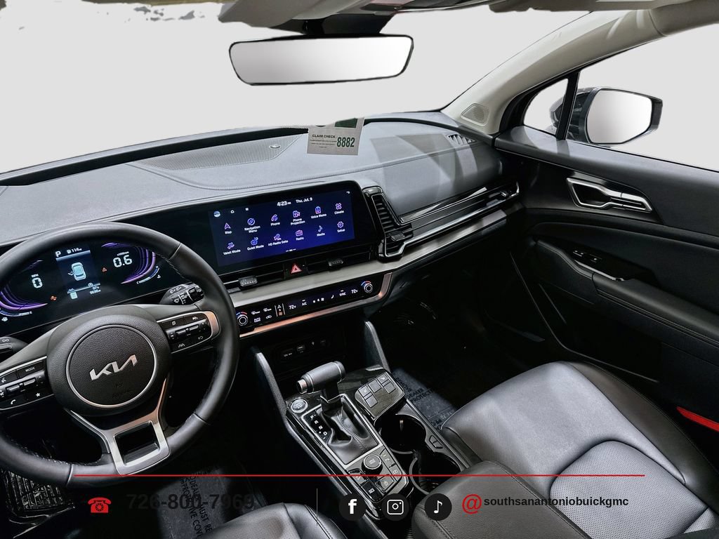2025 Kia Sportage EX - Photo 23
