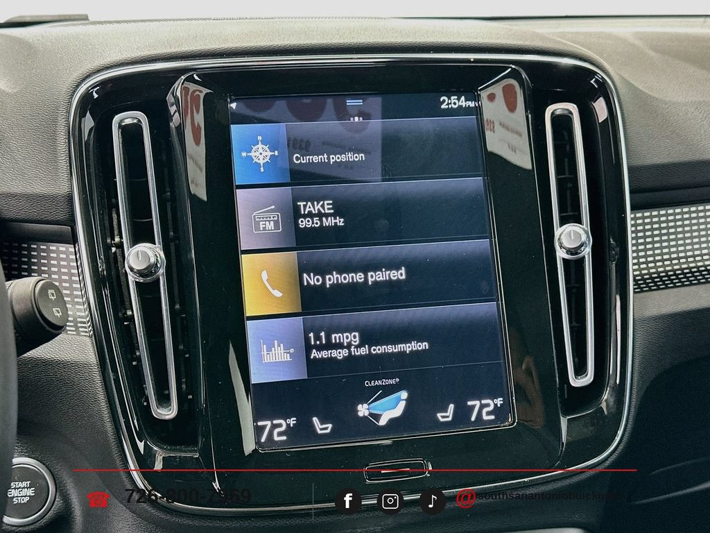 2022 Volvo XC40 R-Design - Photo 16