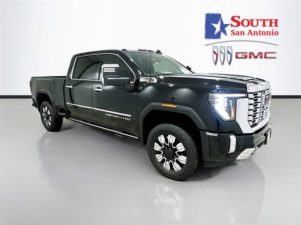 2024 GMC Sierra 4WD Crew Cab Standard Box Denali's photo