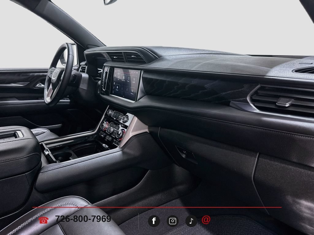 2024 GMC Yukon Denali - Photo 30